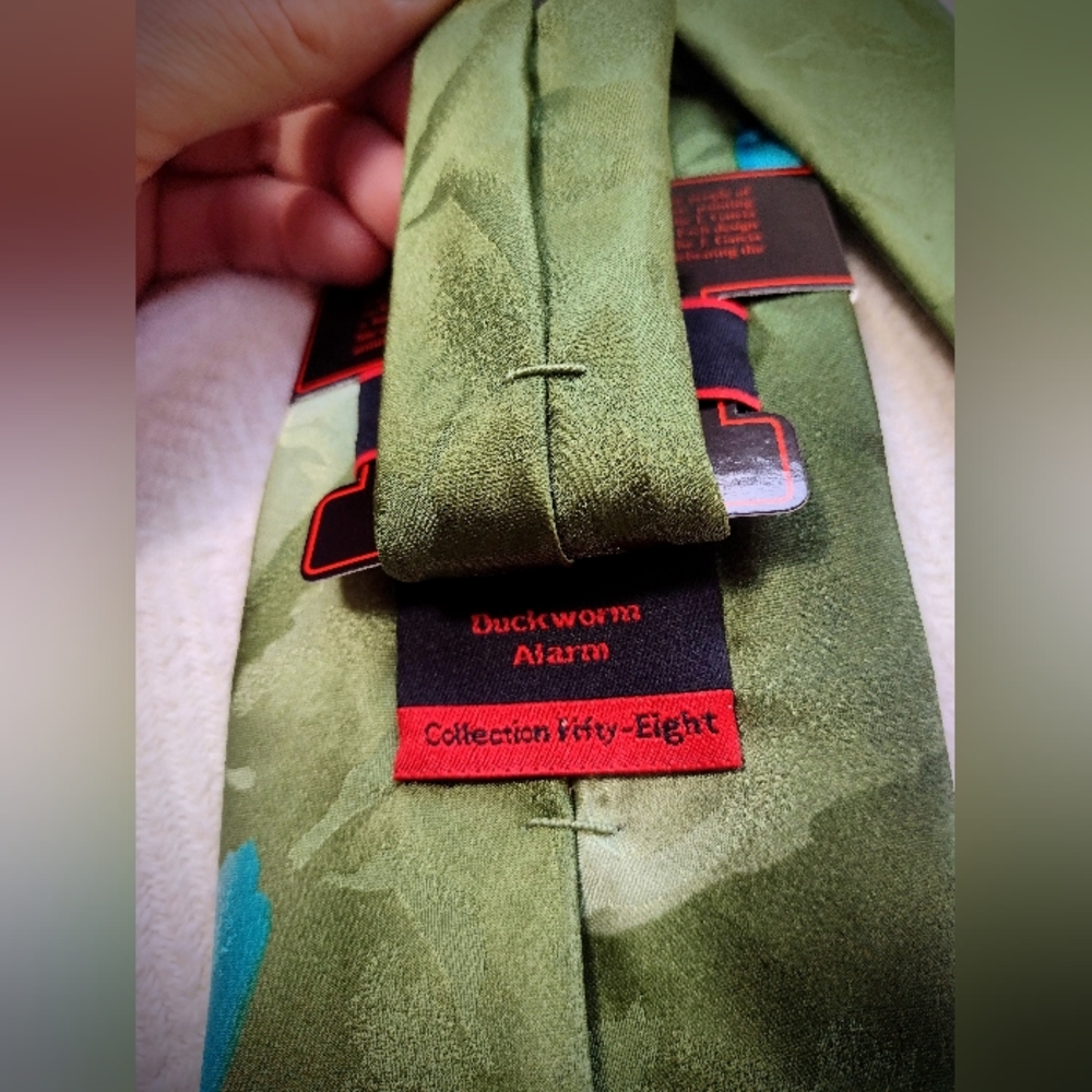 NWT Necktie by J. Garcia 'Duckworm Alarm' Green & Blue Perfect Condition! - Picture 5 of 7